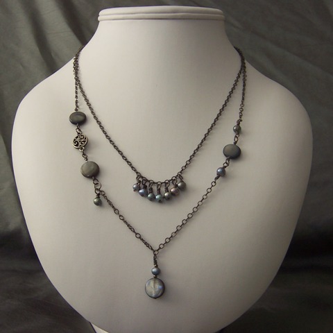 dawnos_gray_pearl_mop_gunmetal_necklace1