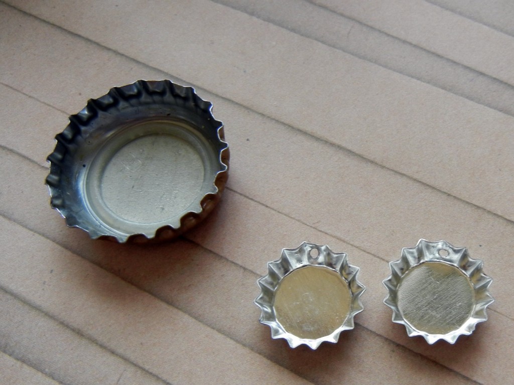 mini bottle caps