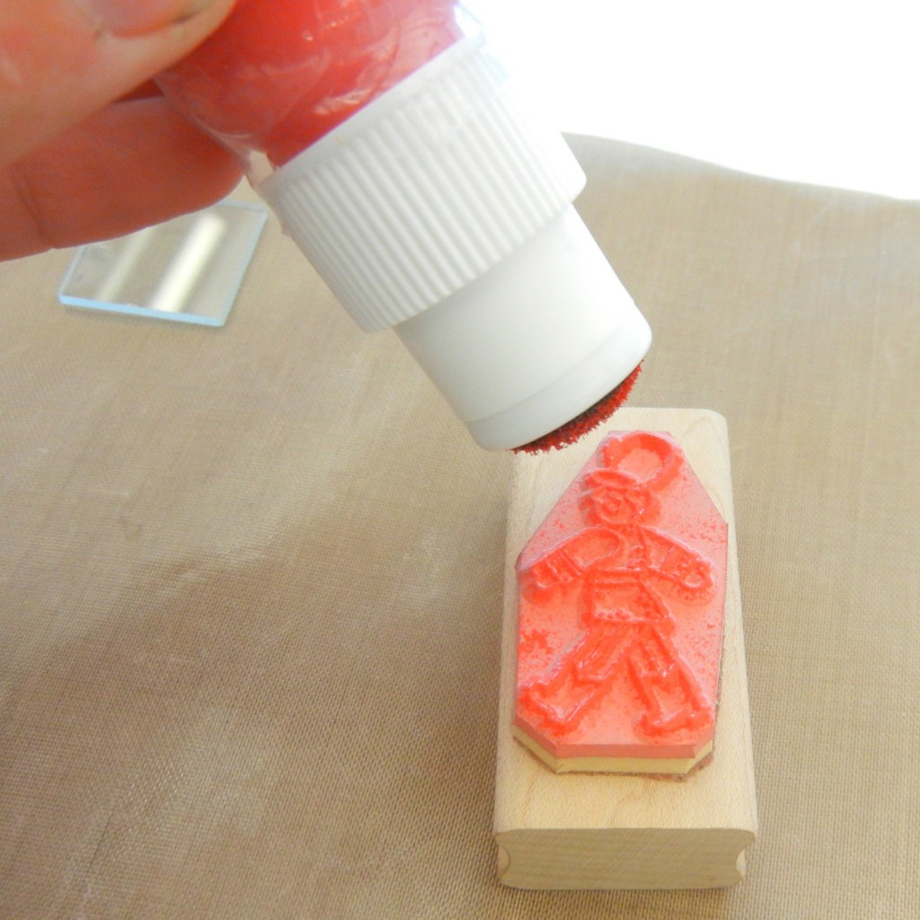 acrylic-paint-rubber-stamp