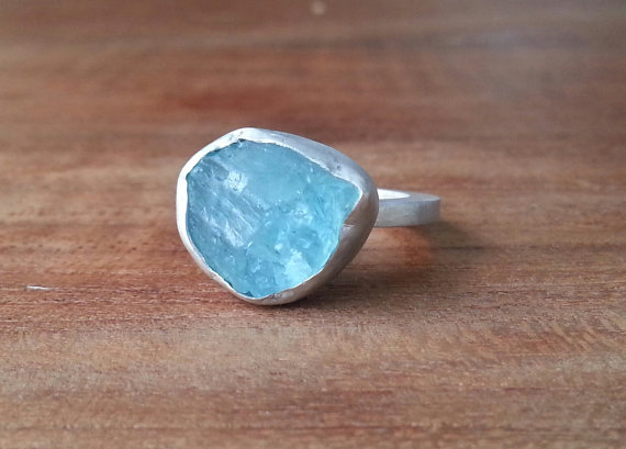 Catherine Ulanovski of CJBijoux Jewelry created this stunning ring with a rough piece of apatite. 