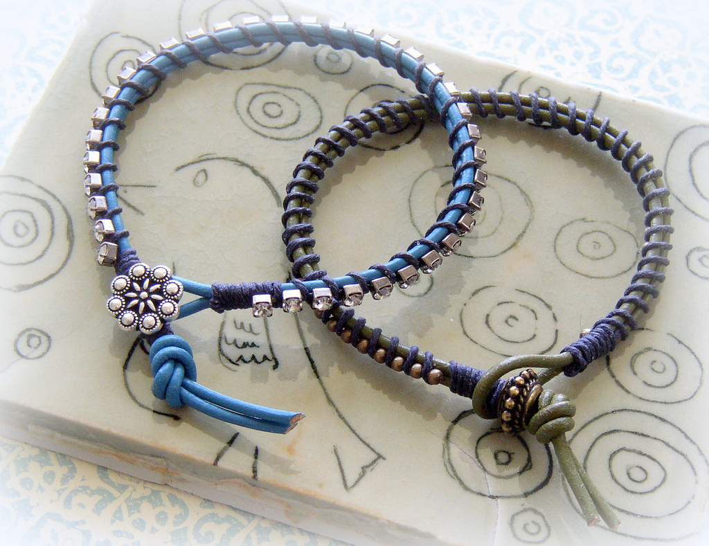 DIY Bracelet Ideas - Make Bracelet with Rhinestone Chain and Cord