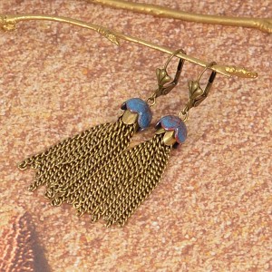 How to Make Capped Sea Jellies Tassel Earrings