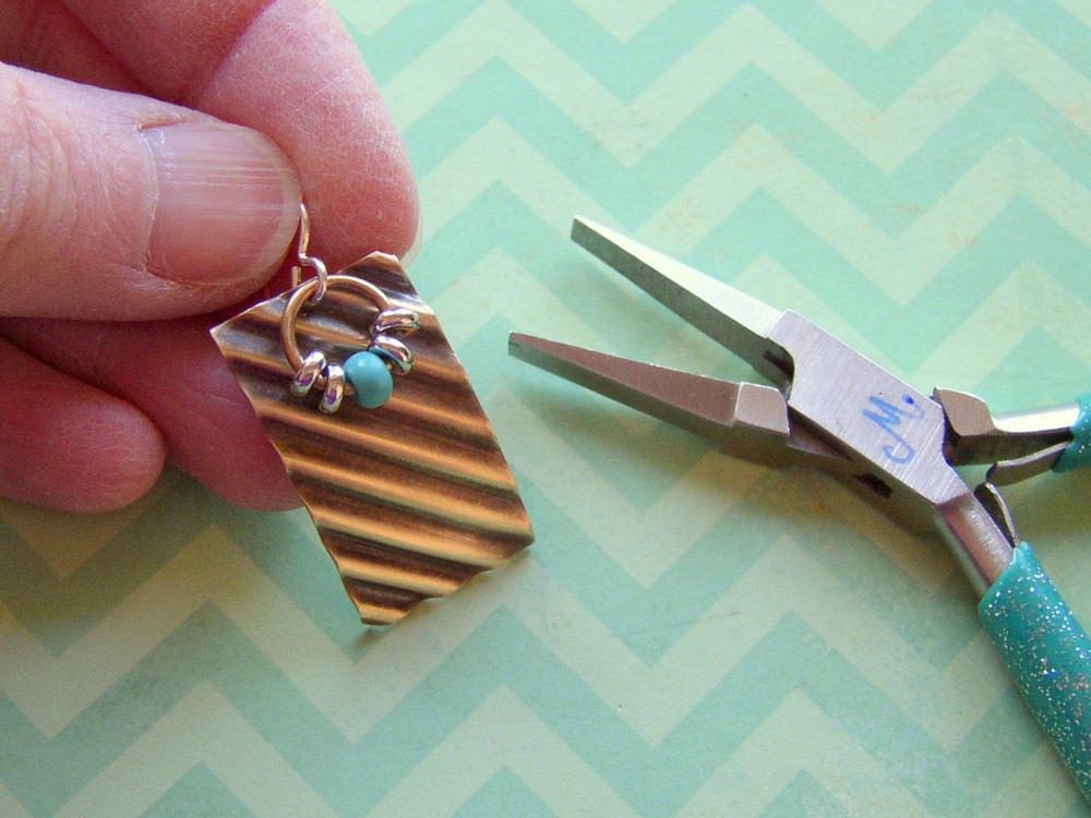 How to use the Bead Landing™ Metal Corrugator to Make Jewelry 
