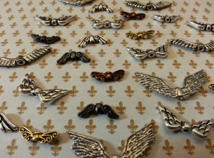 Various Metal Wing Beads