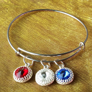 DIY red, white and blue sparklers bracelet